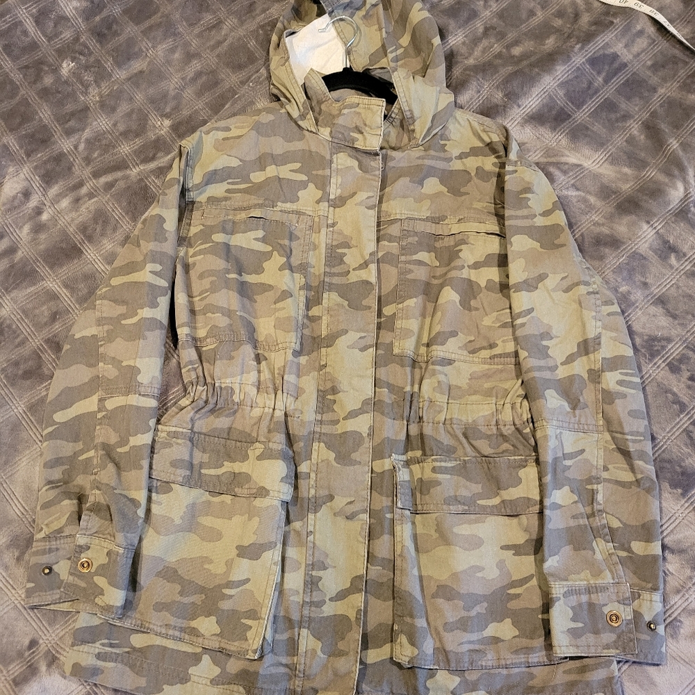Universal Thread Camo Utility Jacket M - image 2